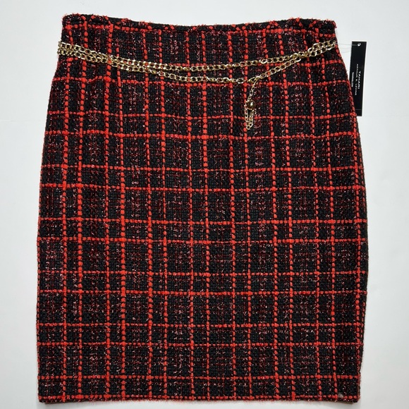 Tahari  Red Plaid Suit Peplum Suit with Gold Buttons and Chain-link  Belt. NWT. - Picture 7 of 7